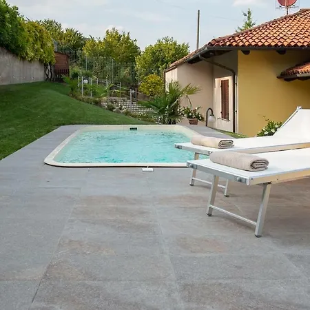 Bed & Breakfast Fulvia Alba (Piedmont)