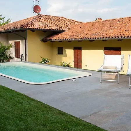 Fulvia לינה וארוחת בוקר